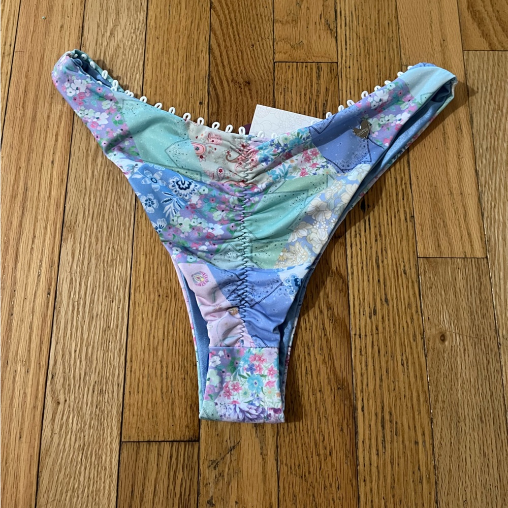 NEW bikini bottom